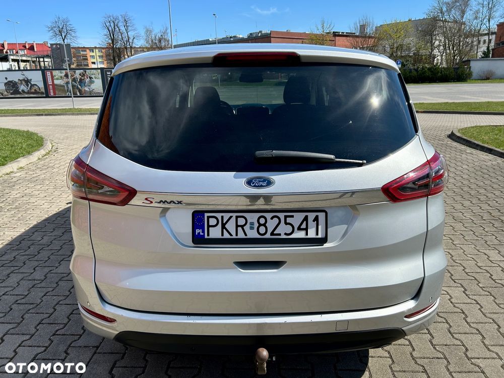 Ford S-Max 2.0 TDCi Titanium PowerShift - 7