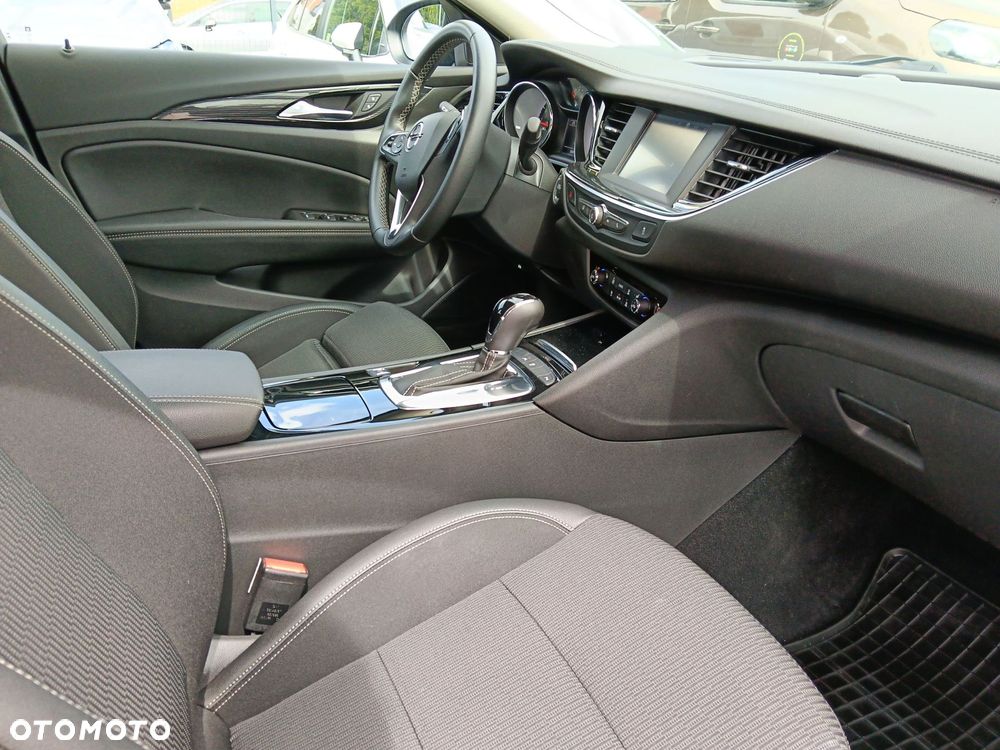 Opel Insignia 1.5 T Elite S&S - 9