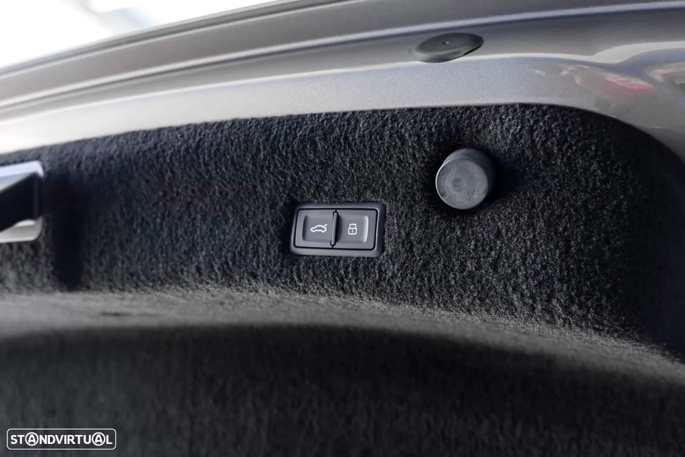 Bentley Continental Cabrio GT V8 S - 23