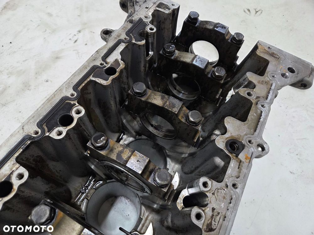 BLOK SILNIKA BMW E60 3.0 D OE 7792822 - 5