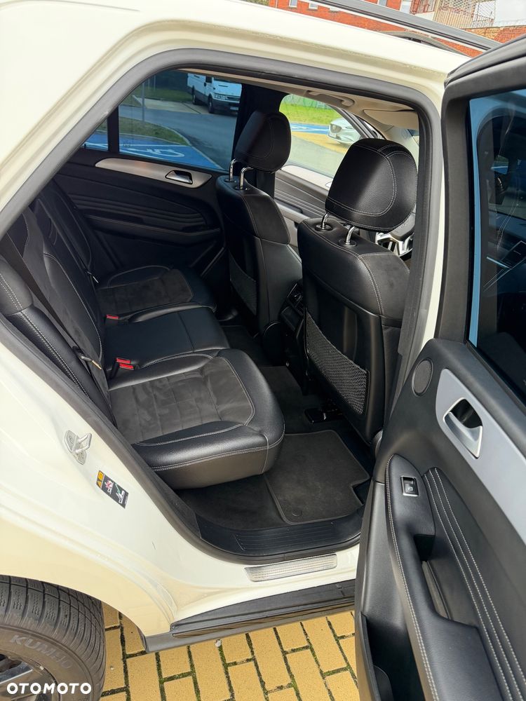 Mercedes-Benz ML 350 BlueTec 4-Matic - 20