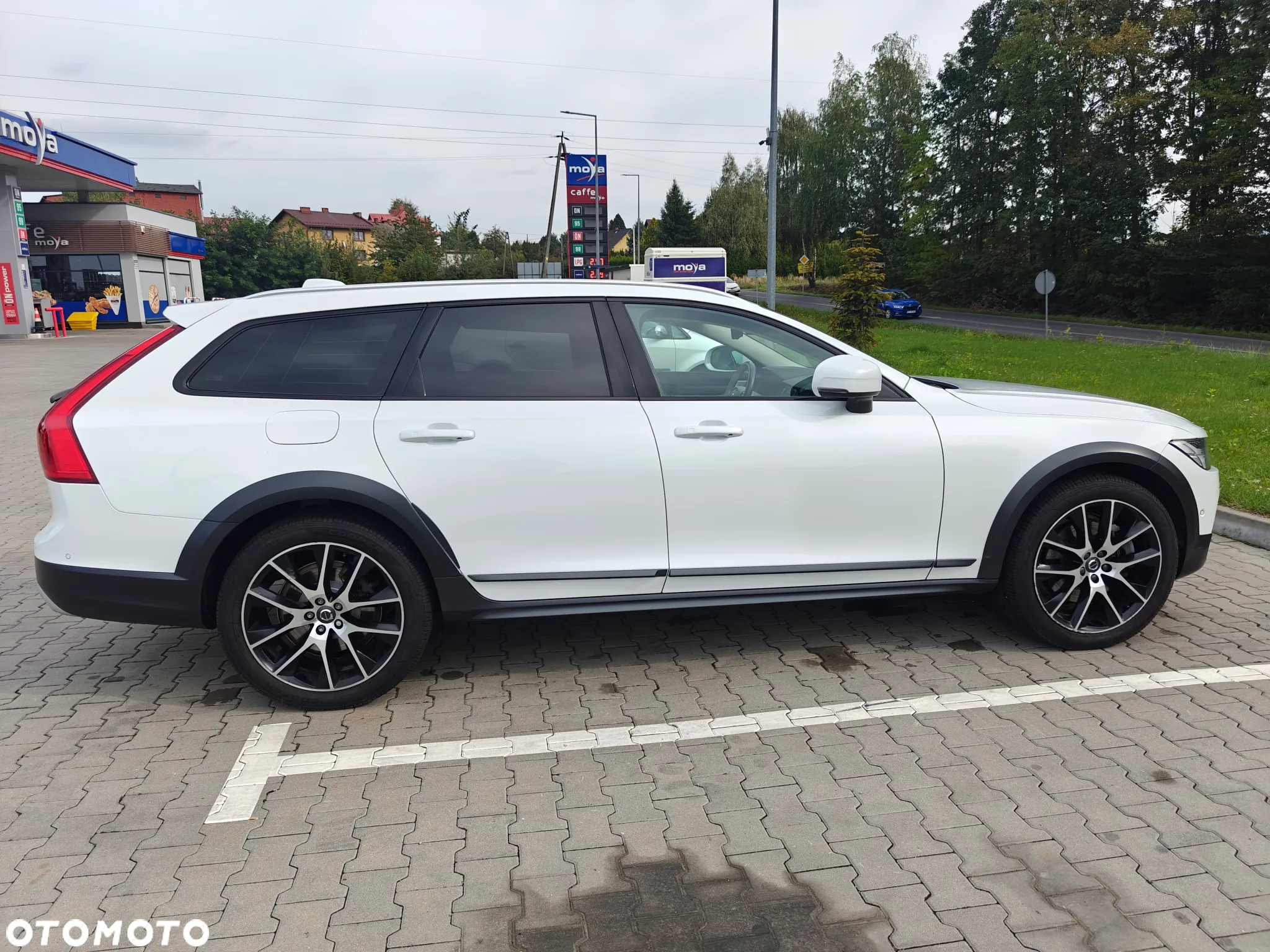 Volvo V90 Cross Country - 7