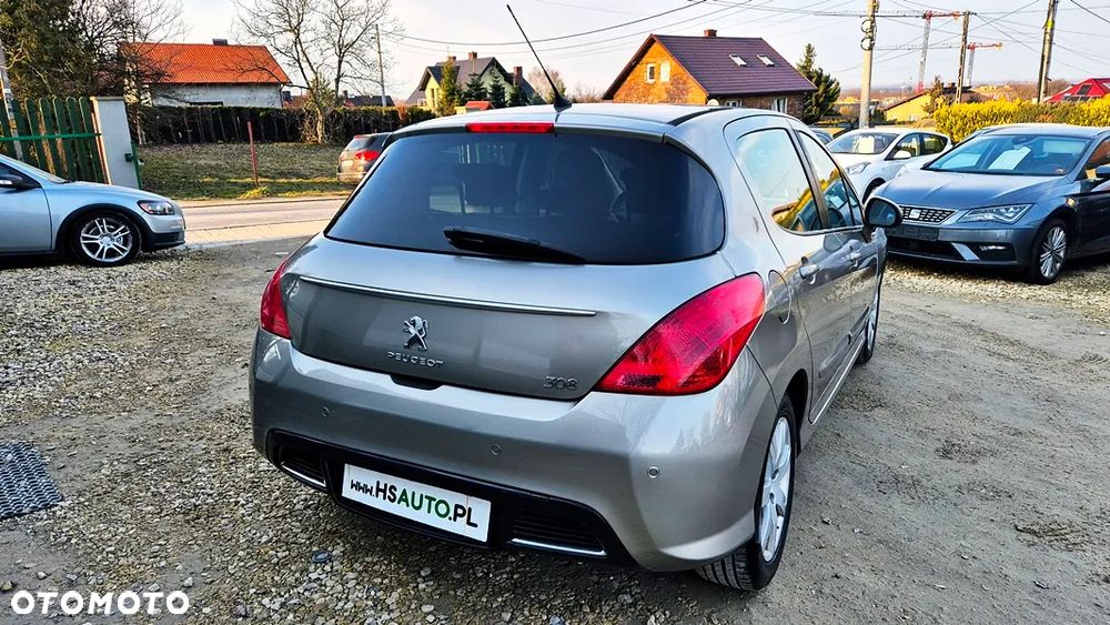 Peugeot 308 1.6 Premium Plus - 15