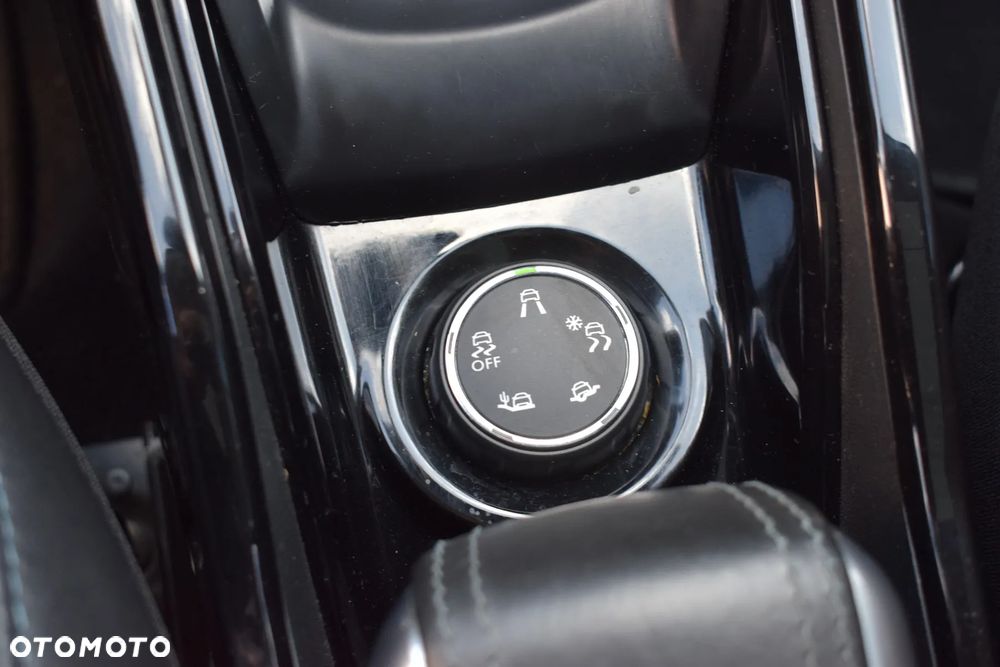 Peugeot 2008 1.2 Pure Tech GPF Crossway S&S EAT6 - 28