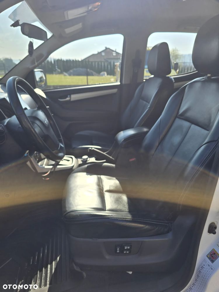 Isuzu D-Max 2.5 DC LSX - 6