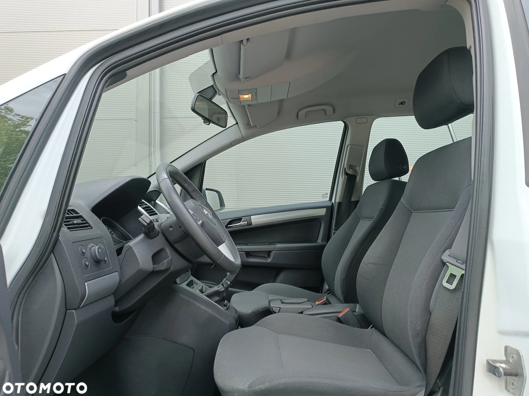 Opel Zafira 1.6 ECOFLEX Family - 29