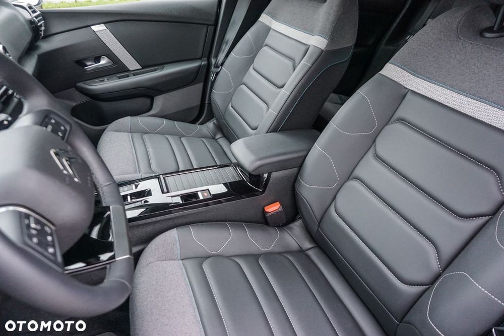 Citroën C4 1.2 PureTech Max S&S EAT8 - 10