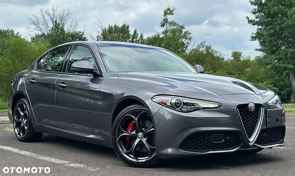 Alfa Romeo Giulia - 3