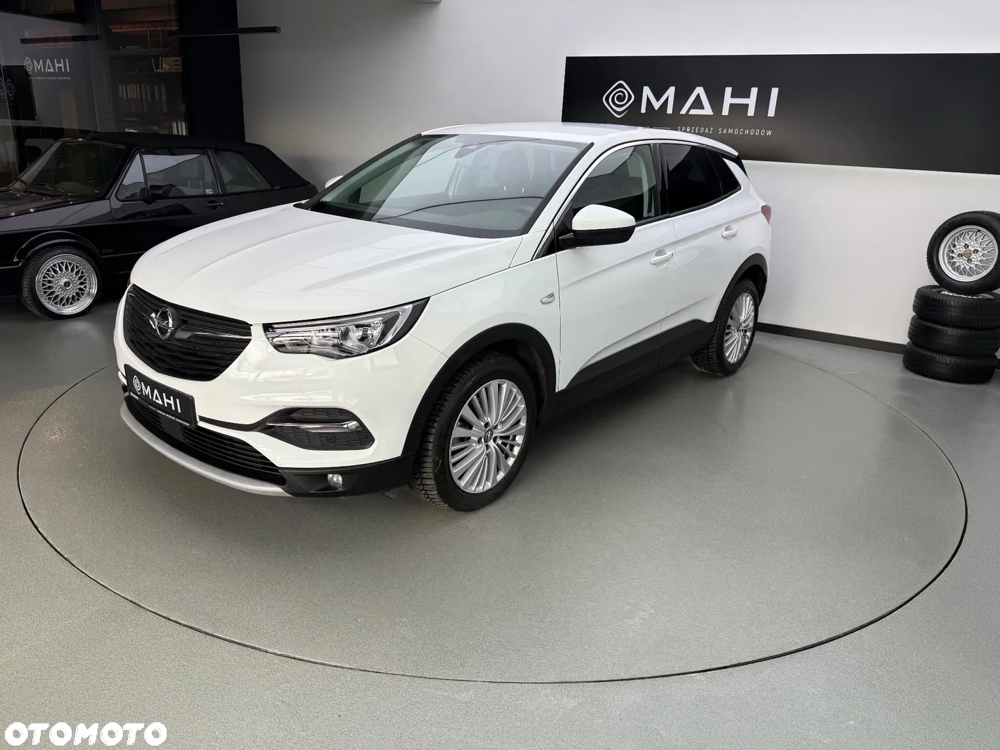 Opel Grandland X 1.2 T Innovation S&S - 4
