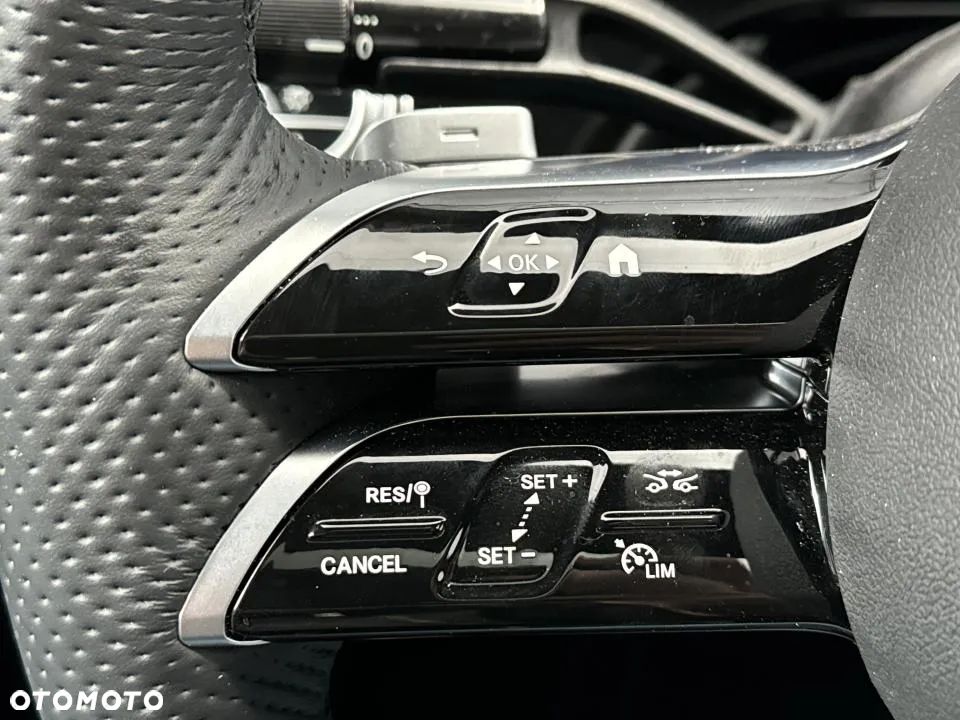 Mercedes-Benz Klasa E - 15