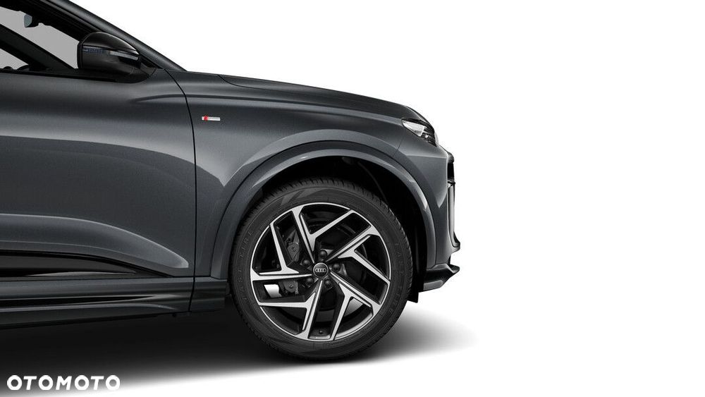 Audi Q6 e-tron - 3
