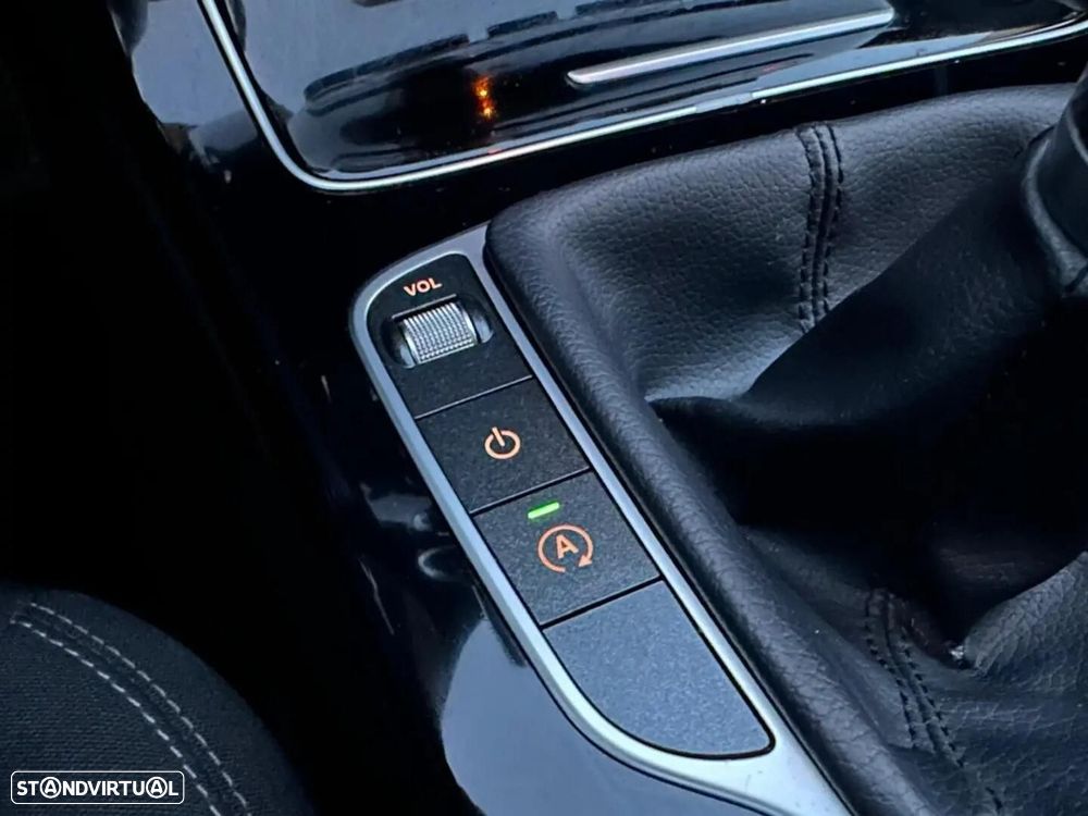 Mercedes-Benz C 200 - 15