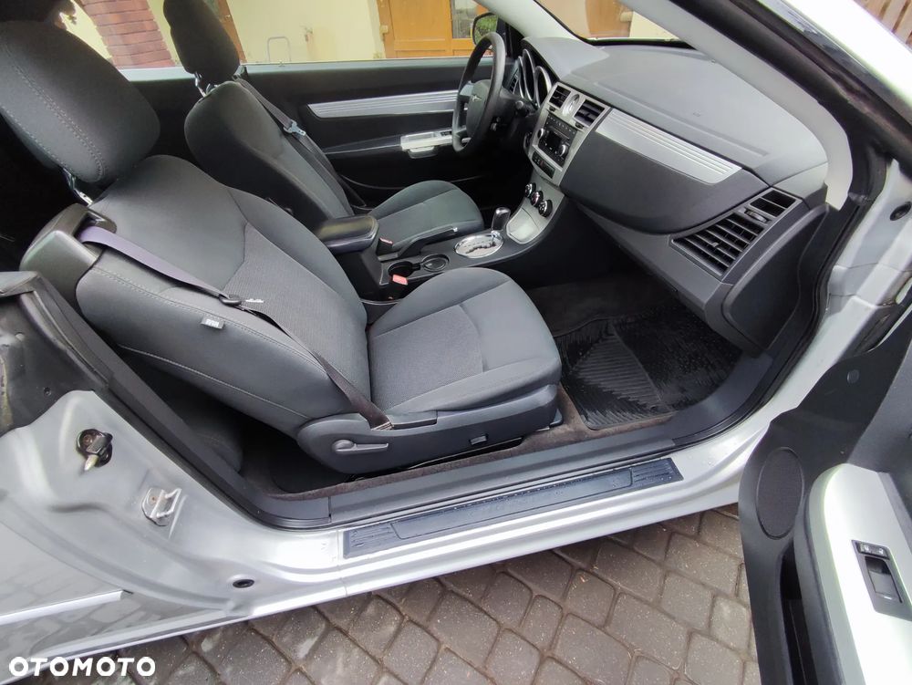 Chrysler Sebring 2.7 V6 Limited - 24