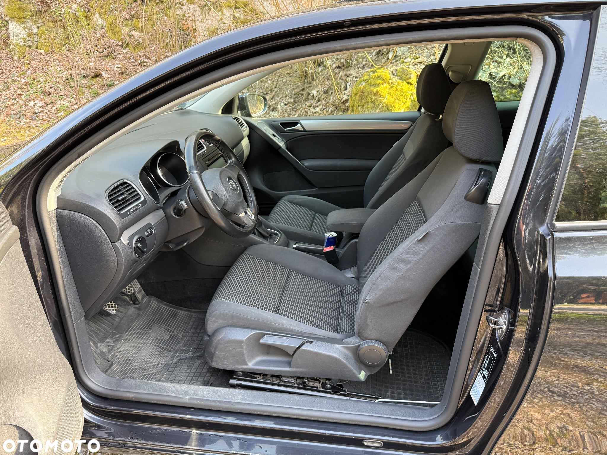 Volkswagen Golf VI 1.6 TDI Comfortline - 10