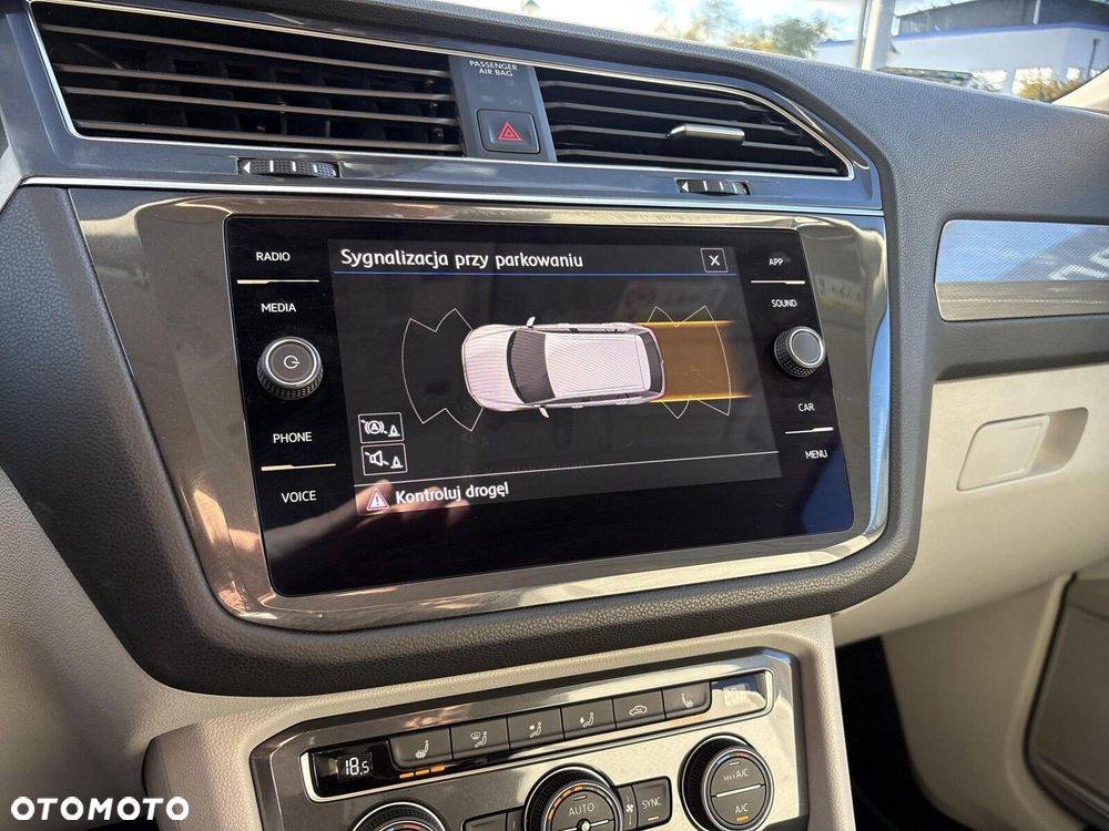 Volkswagen Tiguan - 26