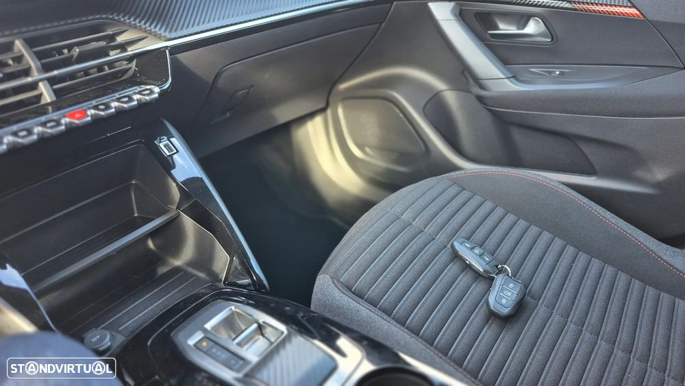 Peugeot e-2008 Active - 15