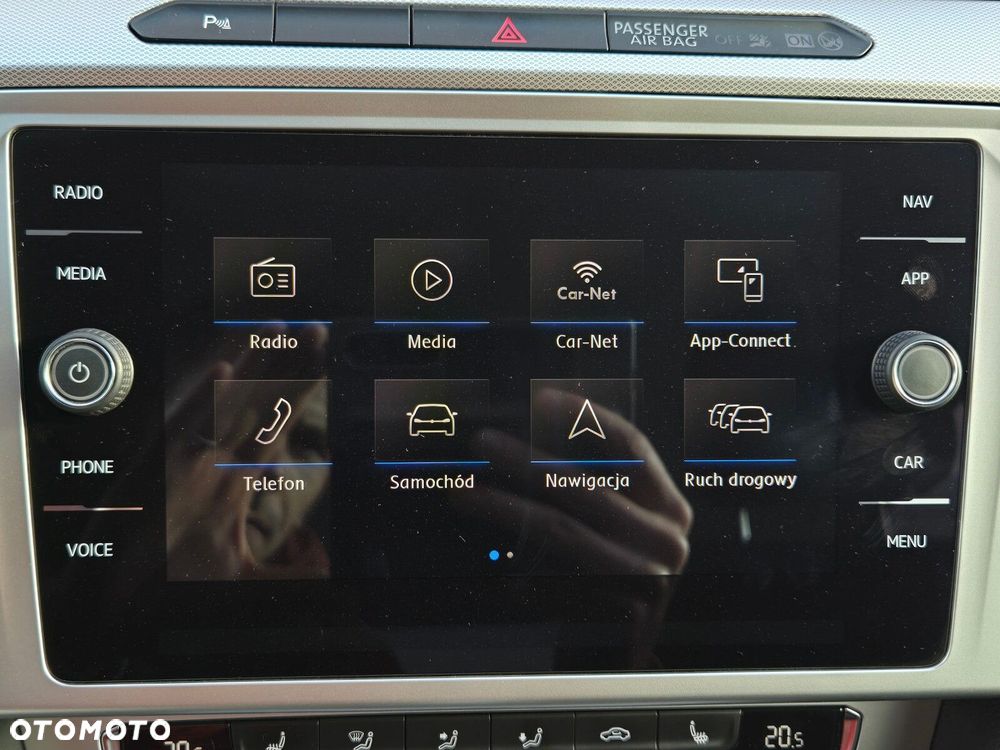 Volkswagen Passat - 26