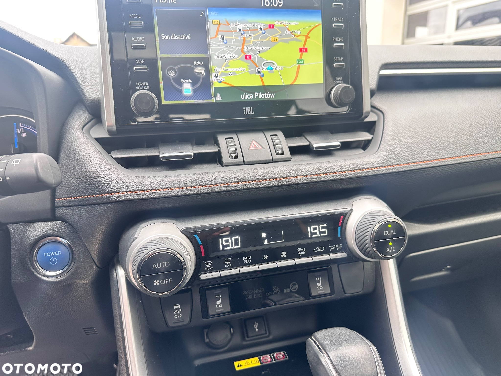 Toyota RAV4 - 16