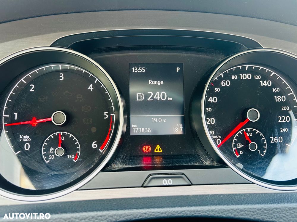 Volkswagen Golf 1.6 TDI DPF DSG BlueMotion Technology Comfortline - 7