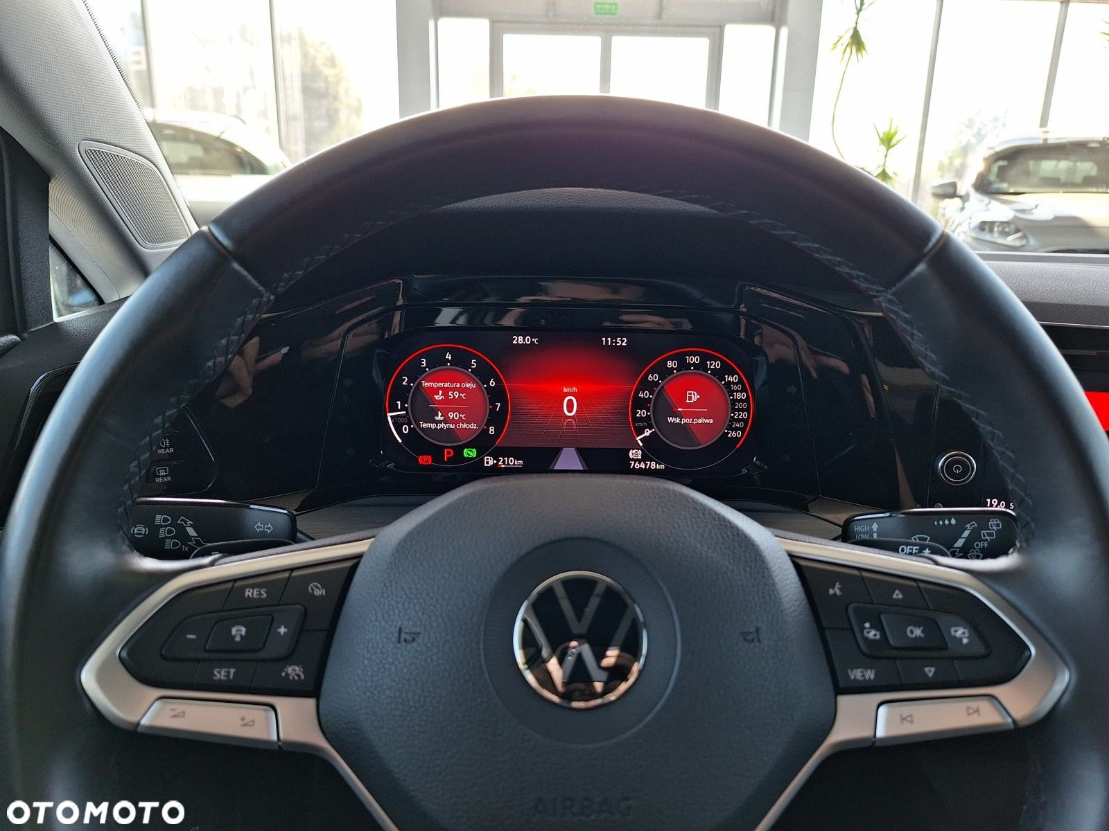 Volkswagen Golf - 23