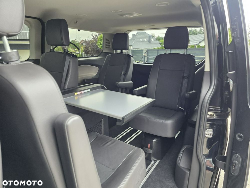Ford Tourneo Custom - 39