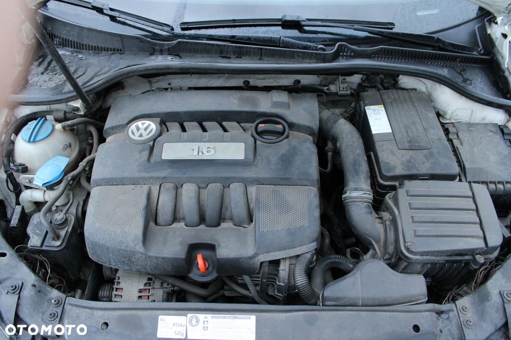 Volkswagen Golf - 14