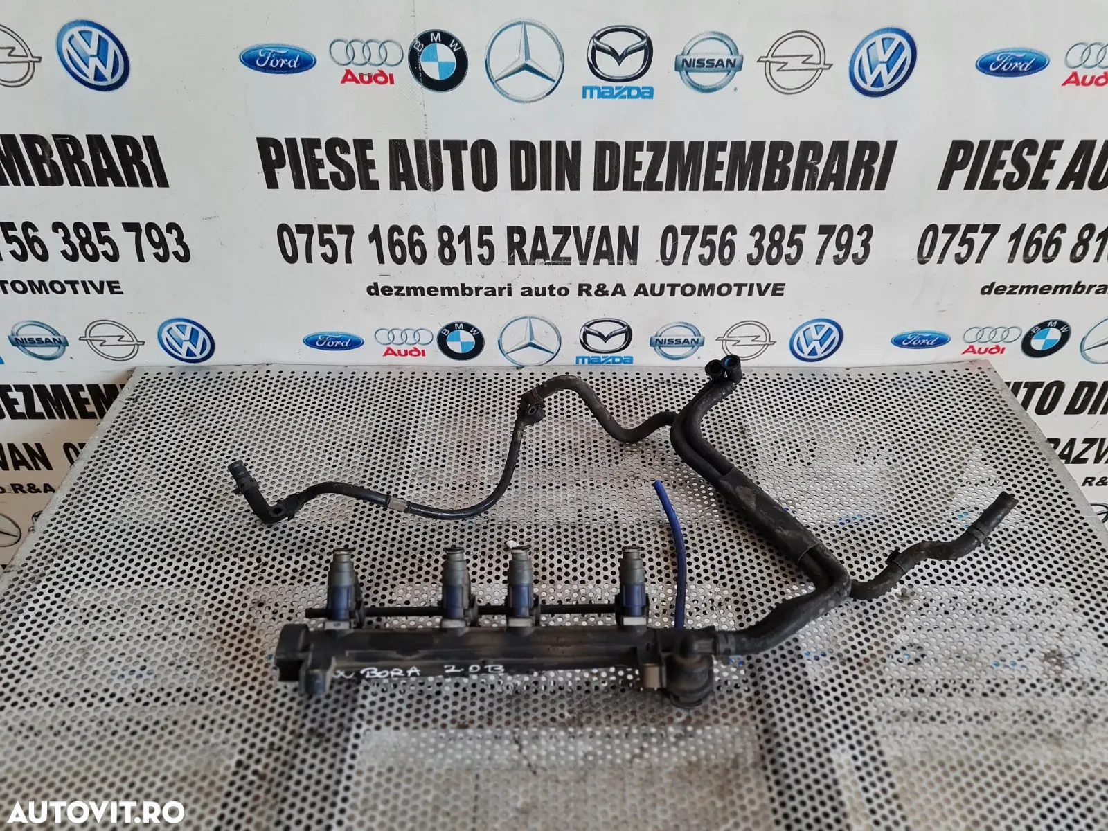 Rampa Injectie Cu Injectoare Vw Bora Golf 4 2.0 Benzina - Dezmembrari Arad - 2