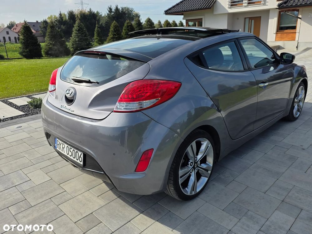 Hyundai Veloster 1.6 Premium - 5