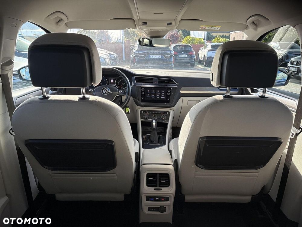Volkswagen Tiguan - 31