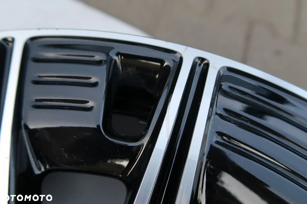 S3 Felga Aluminiowa Mercedes A2144010800 9,5x21et51 - 3