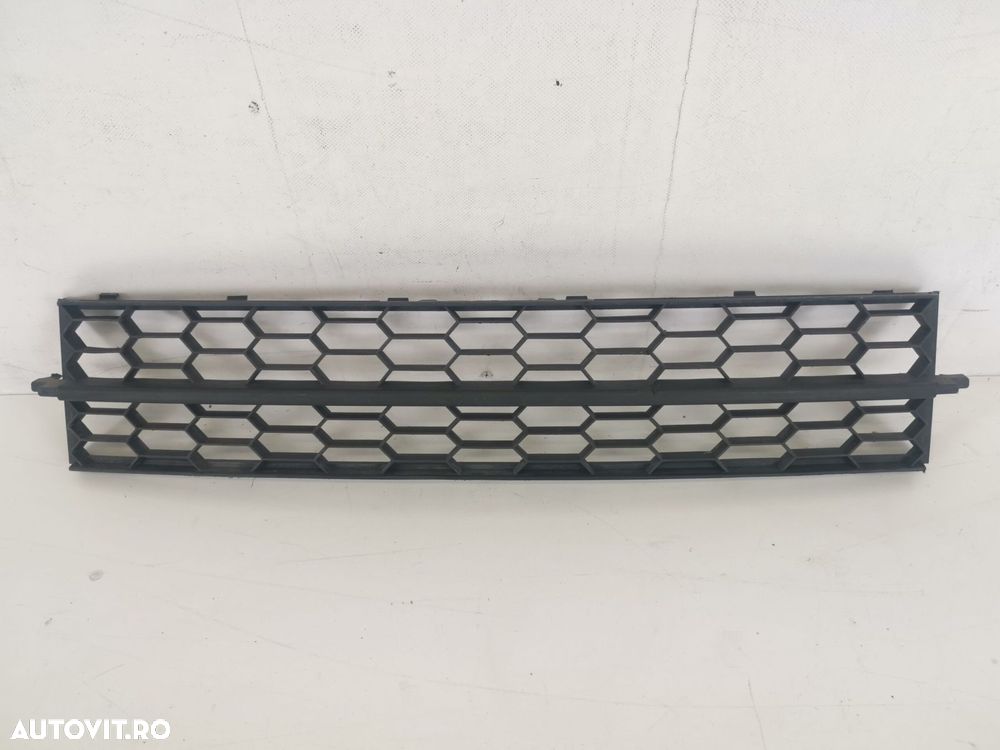 Grila Inferioara Skoda  Octavia 3 [2013 - 2017] Originala In Stare Bun - 1