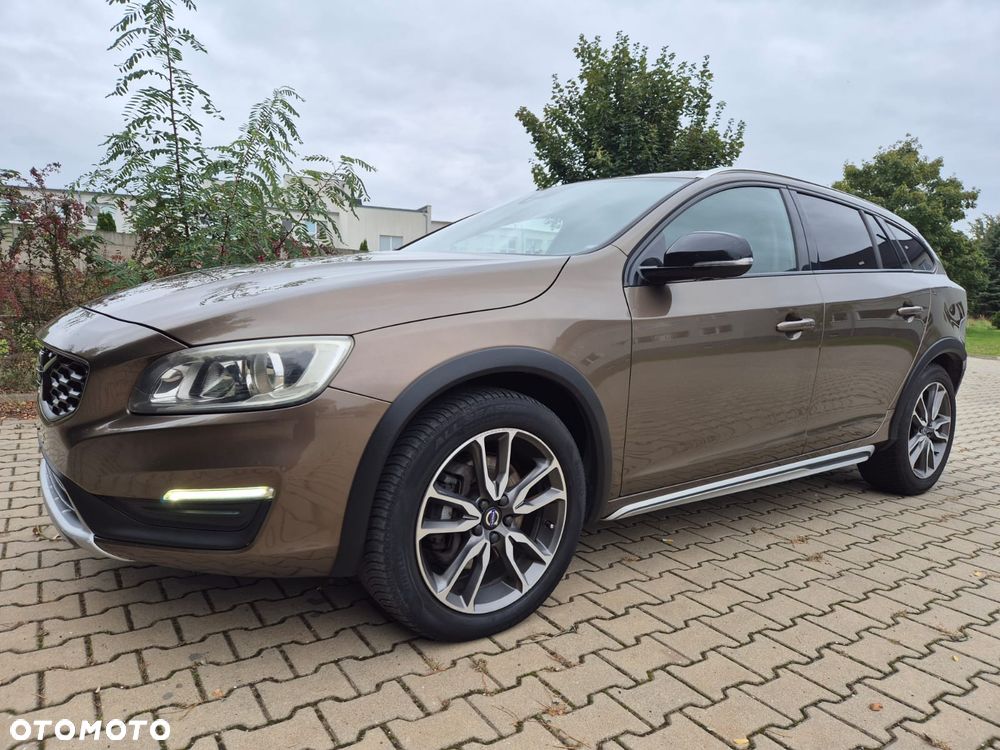 Volvo V60 Cross Country D4 AWD Geartronic Momentum