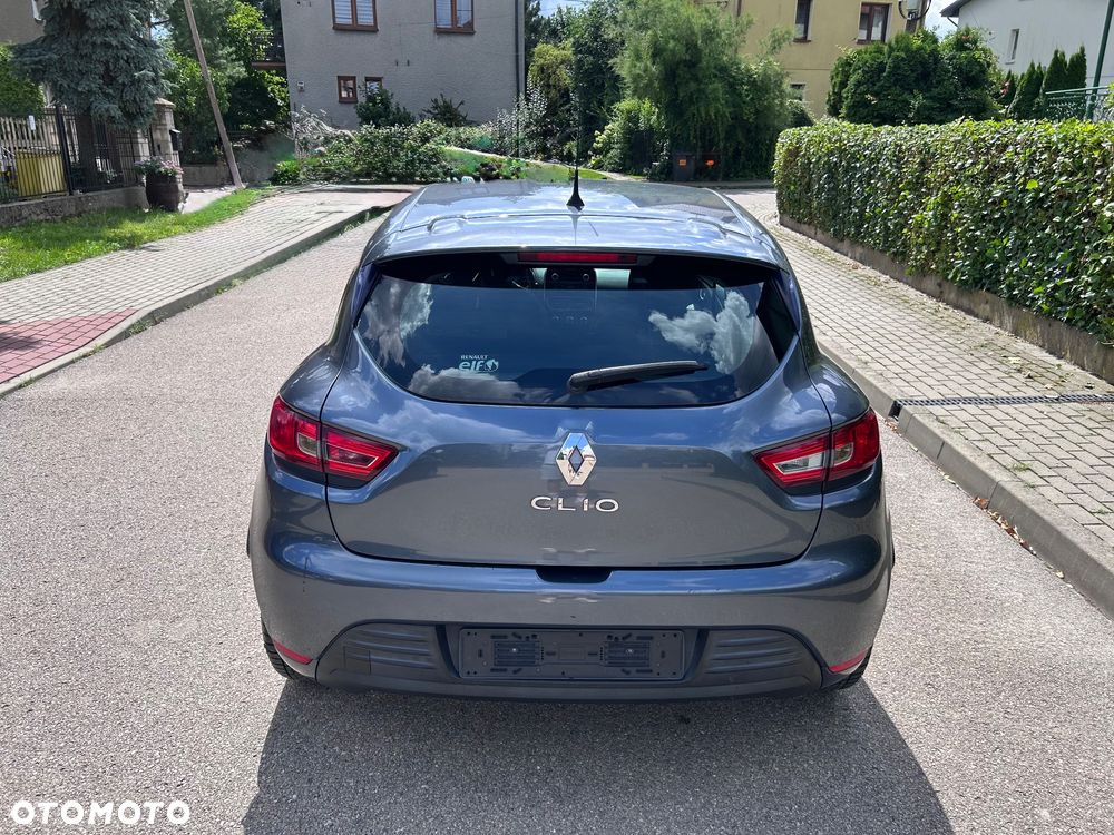 Renault Clio - 21