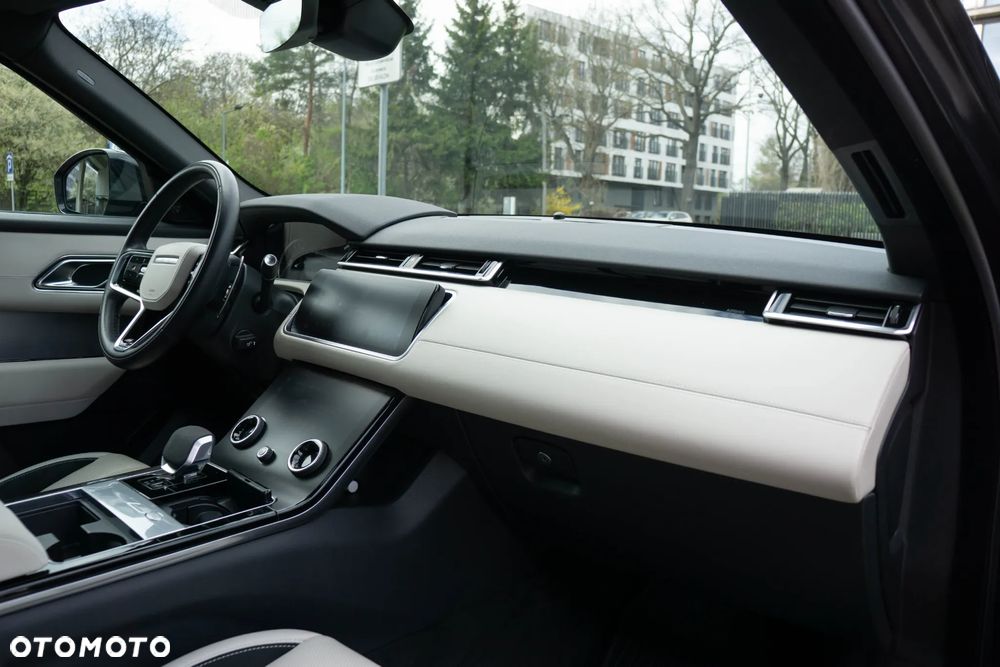 Land Rover Range Rover Velar 3.0 D300 mHEV R-Dynamic SE - 17