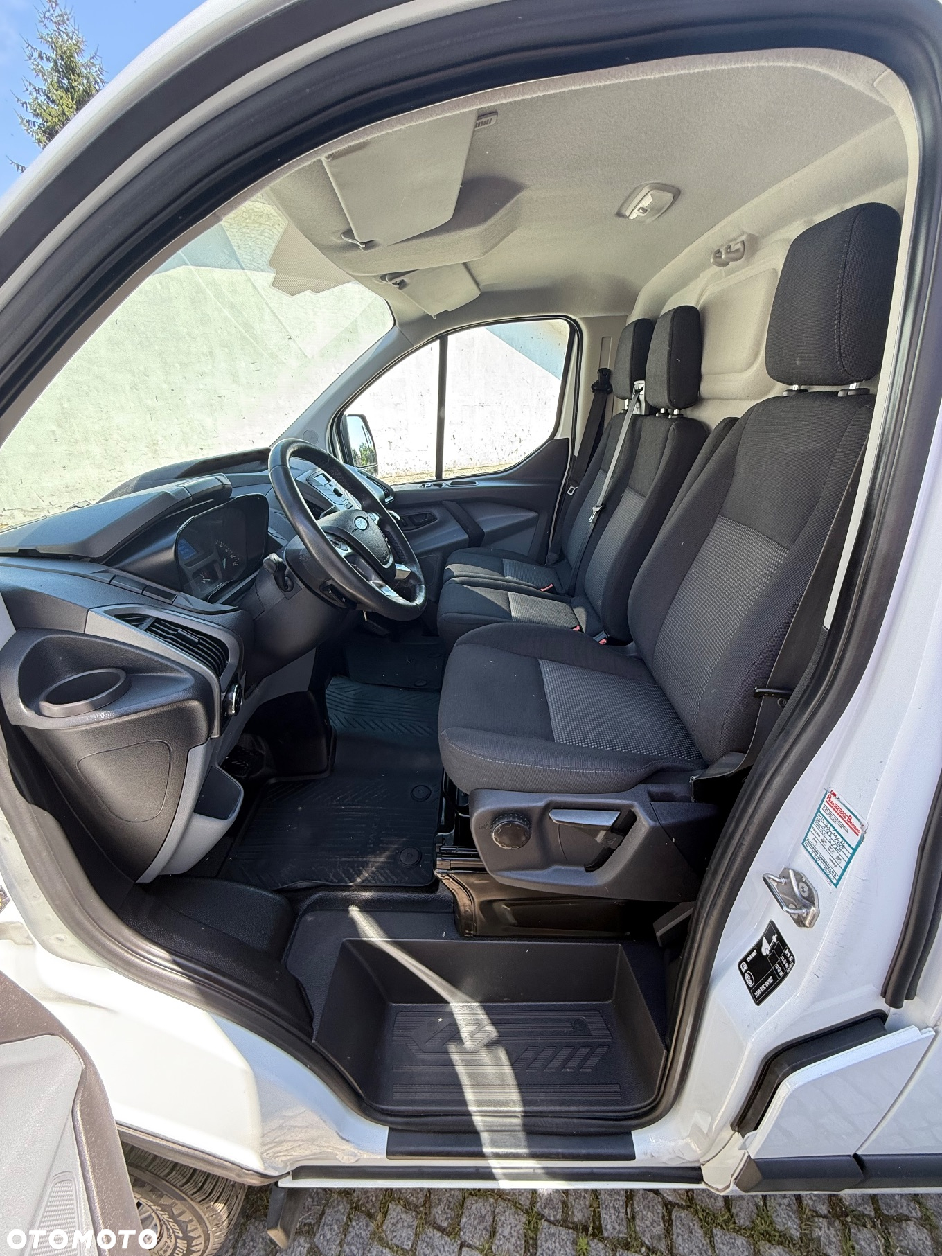 Ford Transit Custom - 8