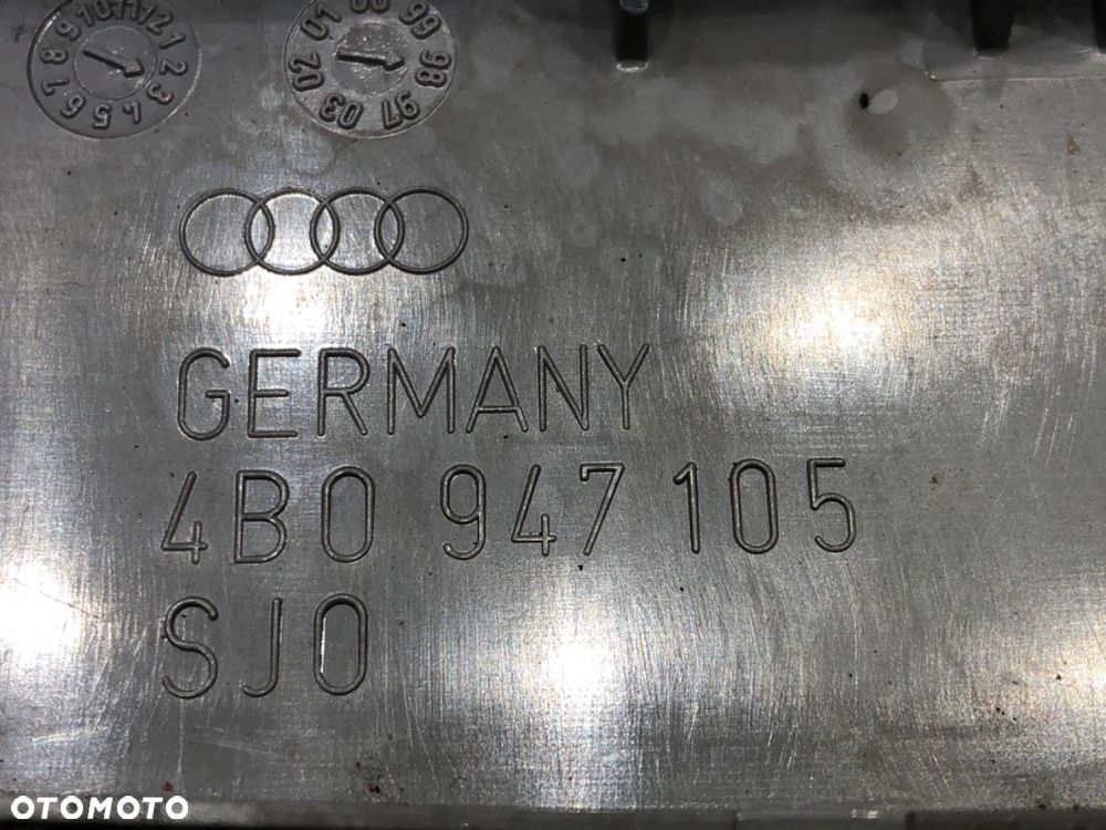 LAMPA SUFITOWA - 45.00 PLN - AUDI A6 C5 Avant (4B5) 1997 - 2005 1.8 T 110 kW [150 KM] benzyna 1997 - - 5