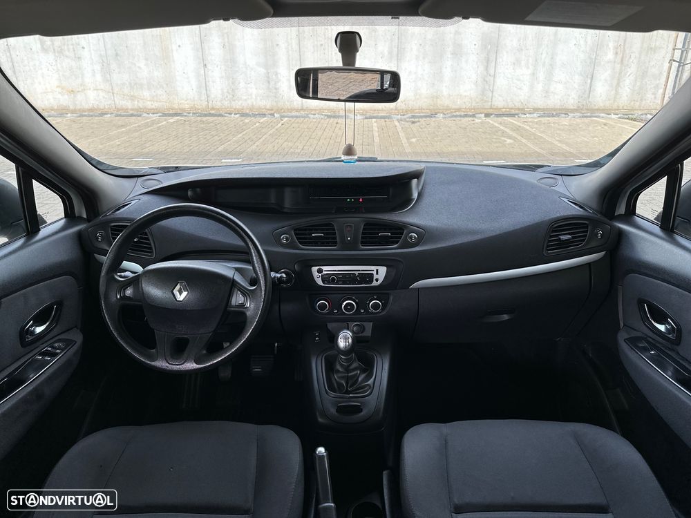 Renault Scénic 1.5 dCi Dynamique S - 9