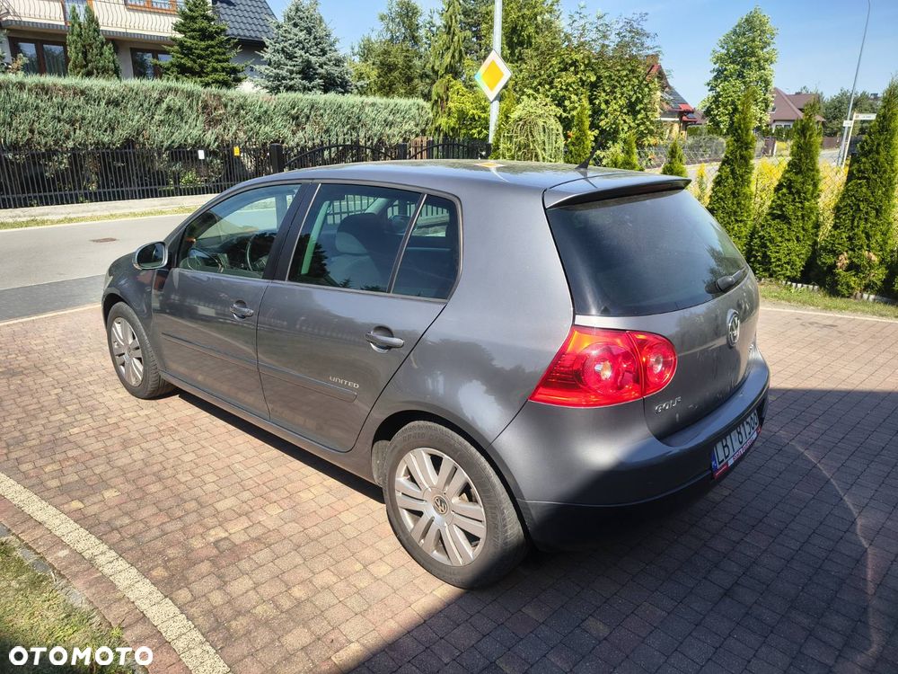 Volkswagen Golf 2.0 TDI Comfortline - 4