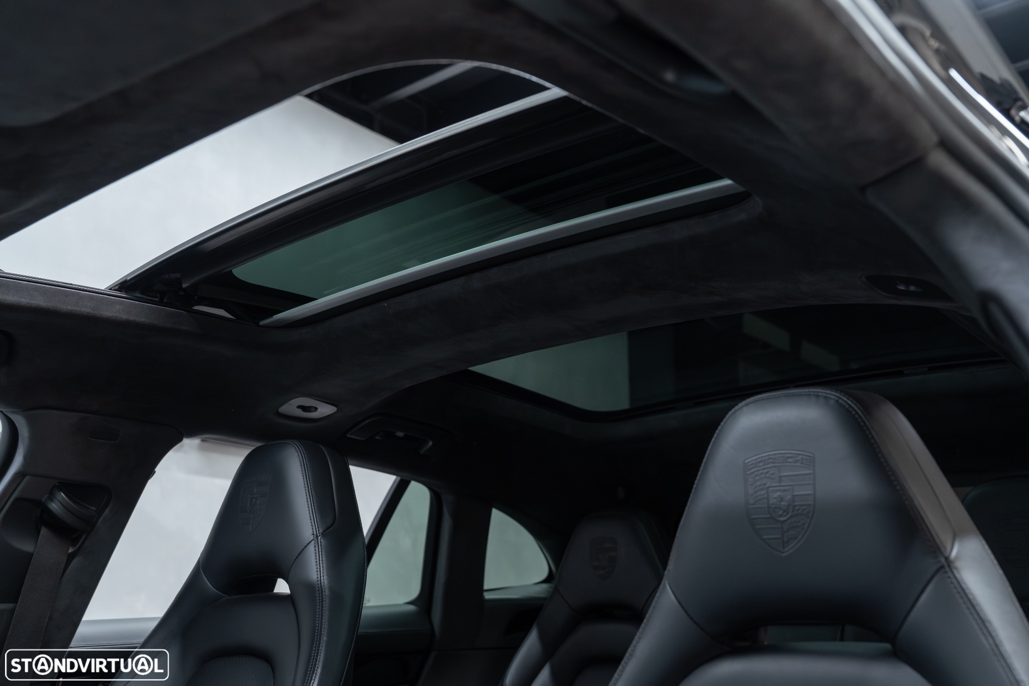 Porsche Panamera Sport Turismo 4 E-Hybrid - 23