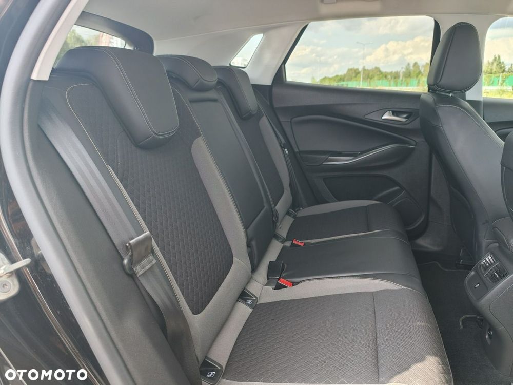Opel Grandland X - 15