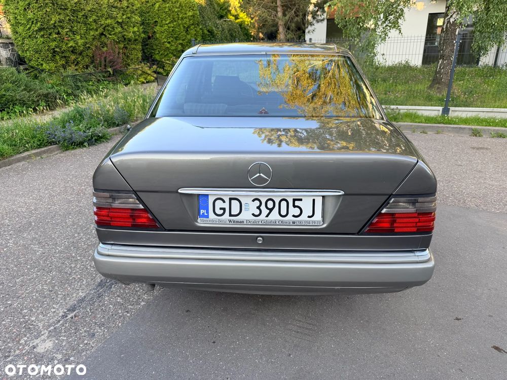 Mercedes-Benz W124 (1984-1993) - 6
