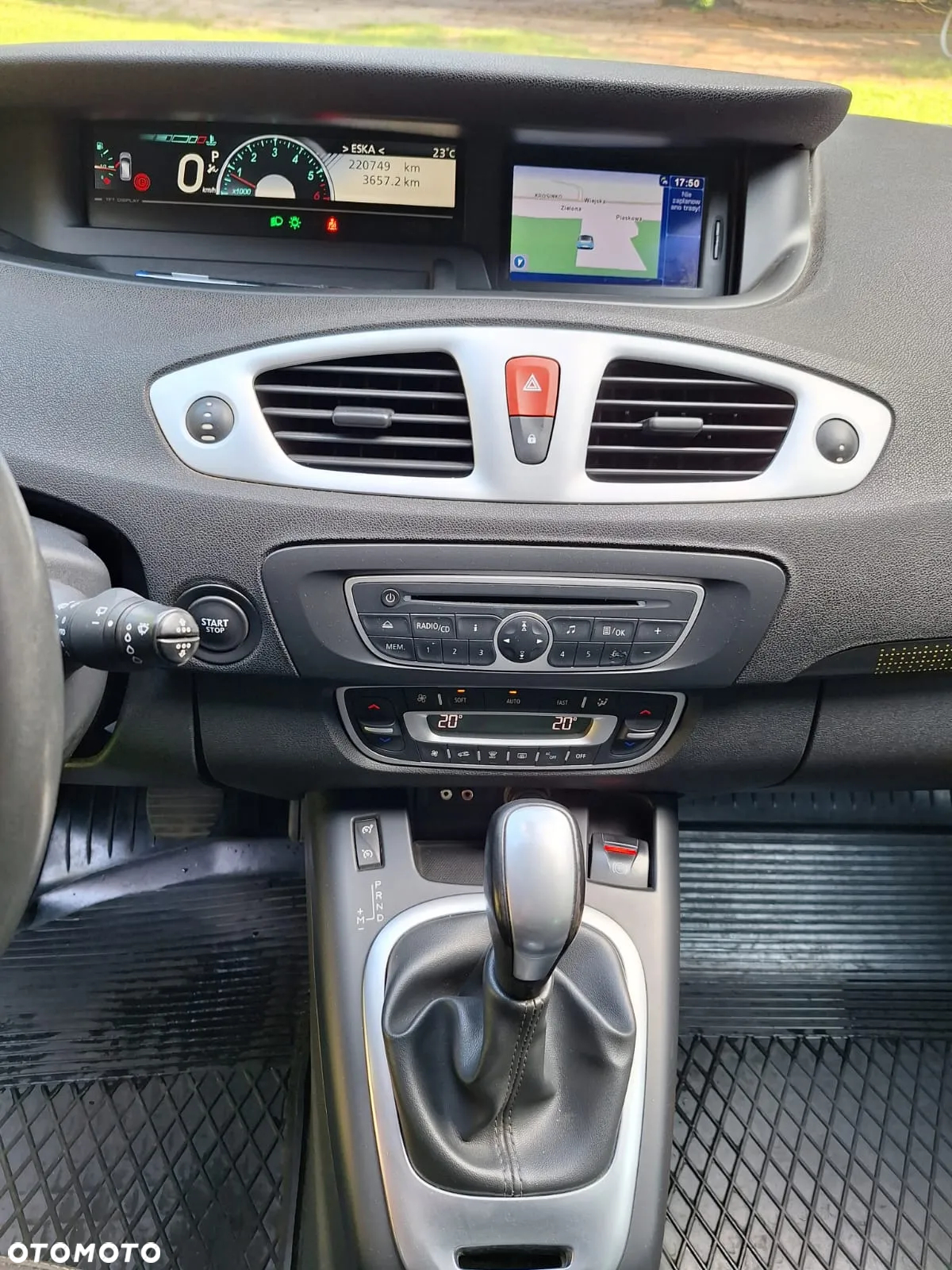 Renault Scenic 2.0 dCi Privilege - 16
