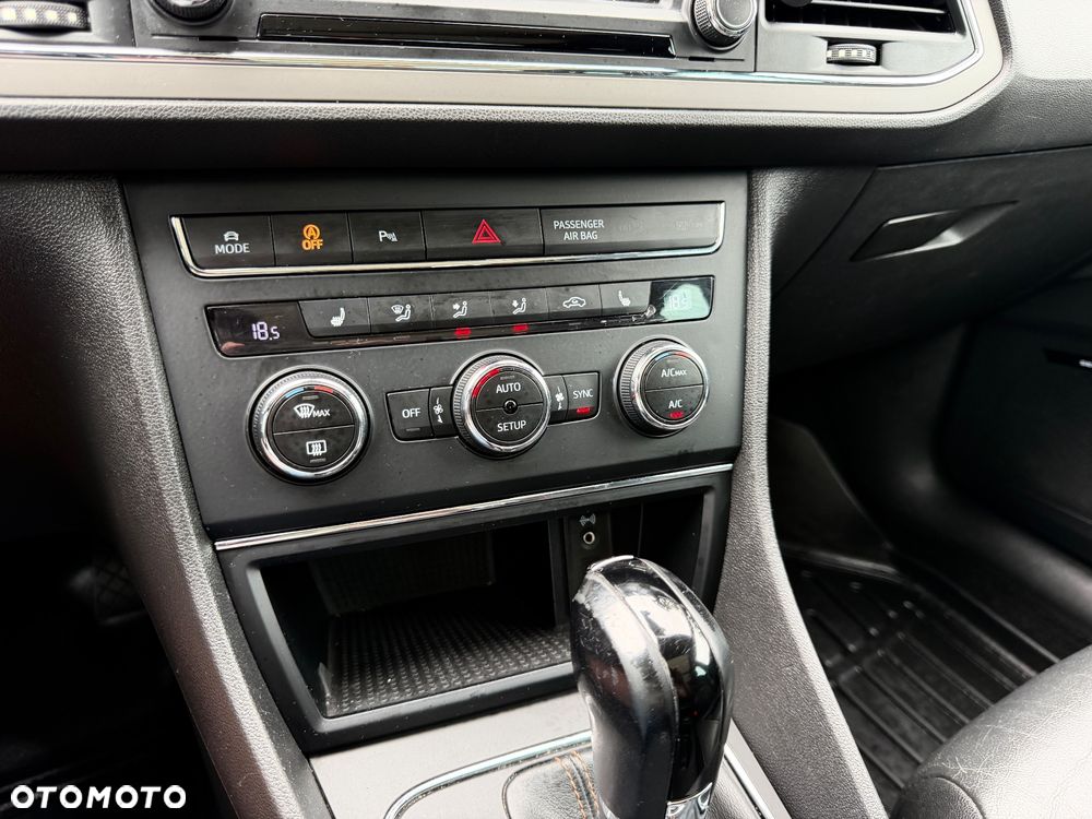 Seat Leon 2.0 TDI Xcellence S&S DSG - 34