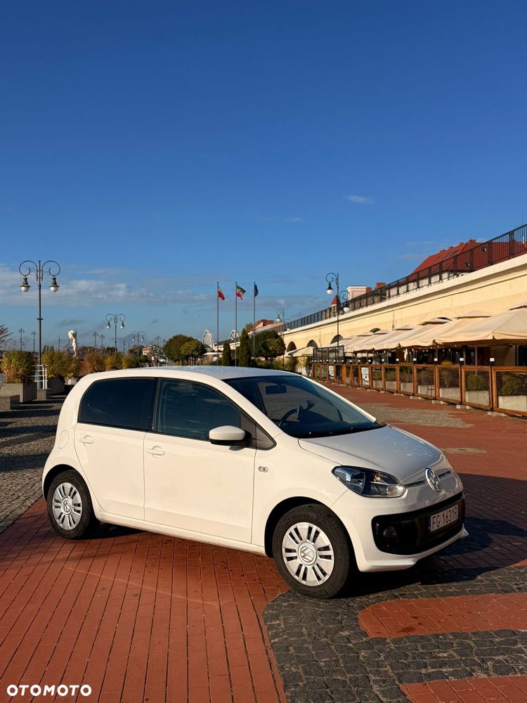 Volkswagen up! - 9