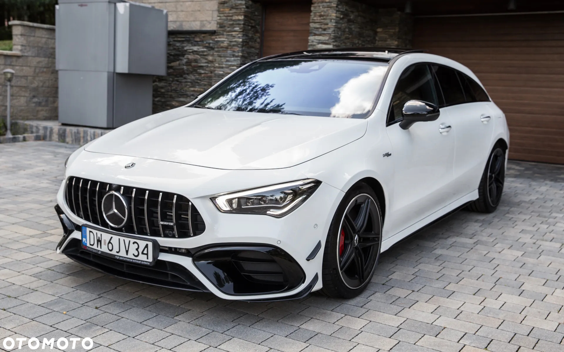 Mercedes-Benz CLA AMG 45 S 4-Matic 8G-DCT - 2