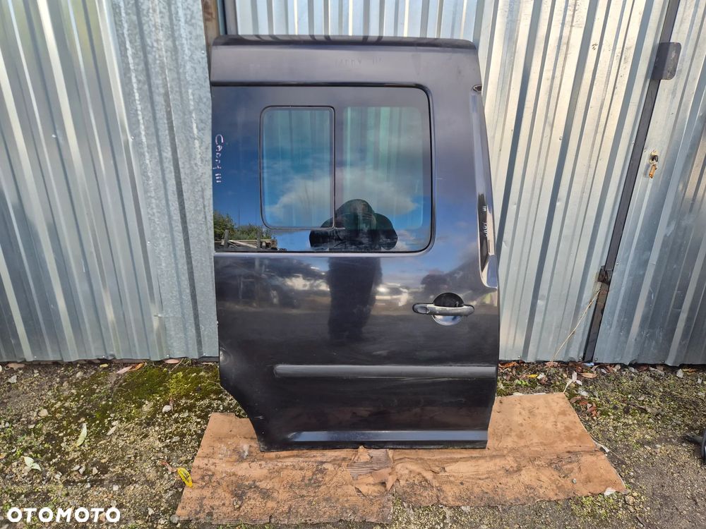 DRZWI PRAWE PRZESUWNE VW CADDY  III - 1