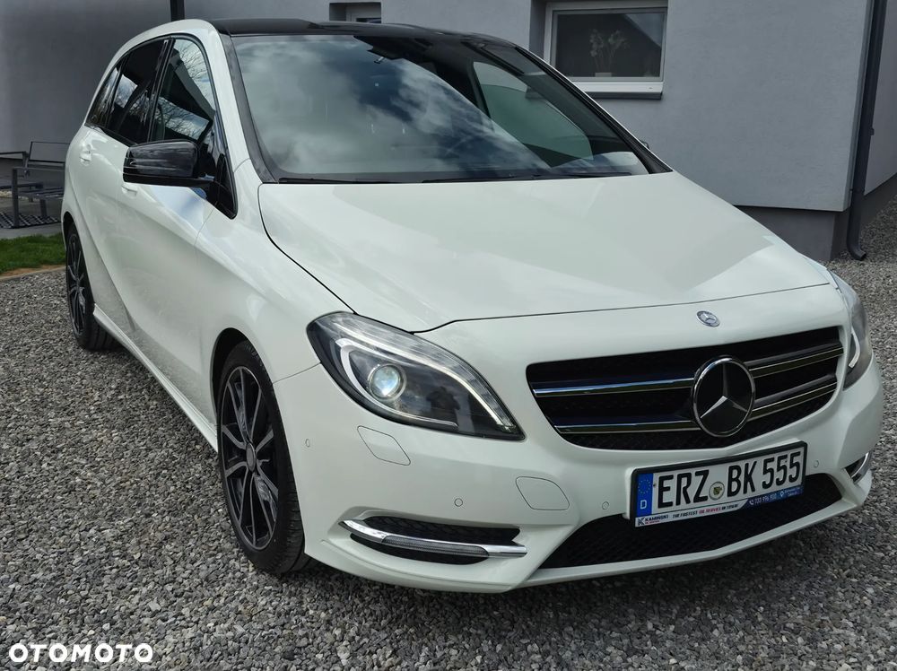Mercedes-Benz Klasa B 180 BlueEFFICIENCY Edition Style - 9