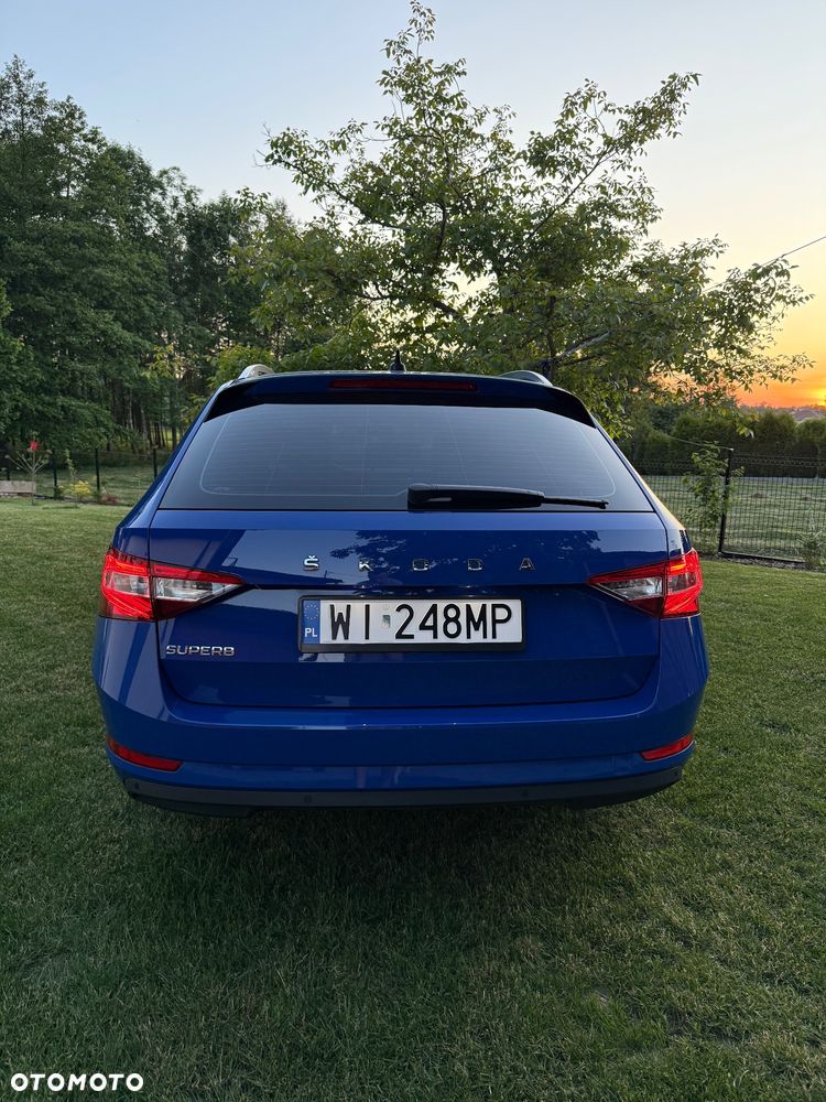 Skoda Superb 2.0 TDI SCR Ambition DSG - 14