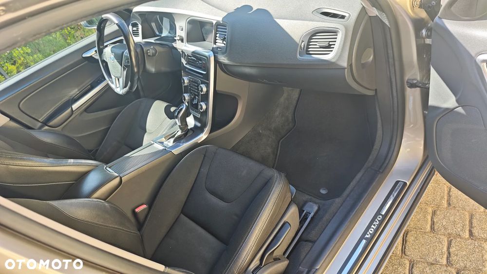 Volvo V60 D2 Drive-E Kinetic - 7