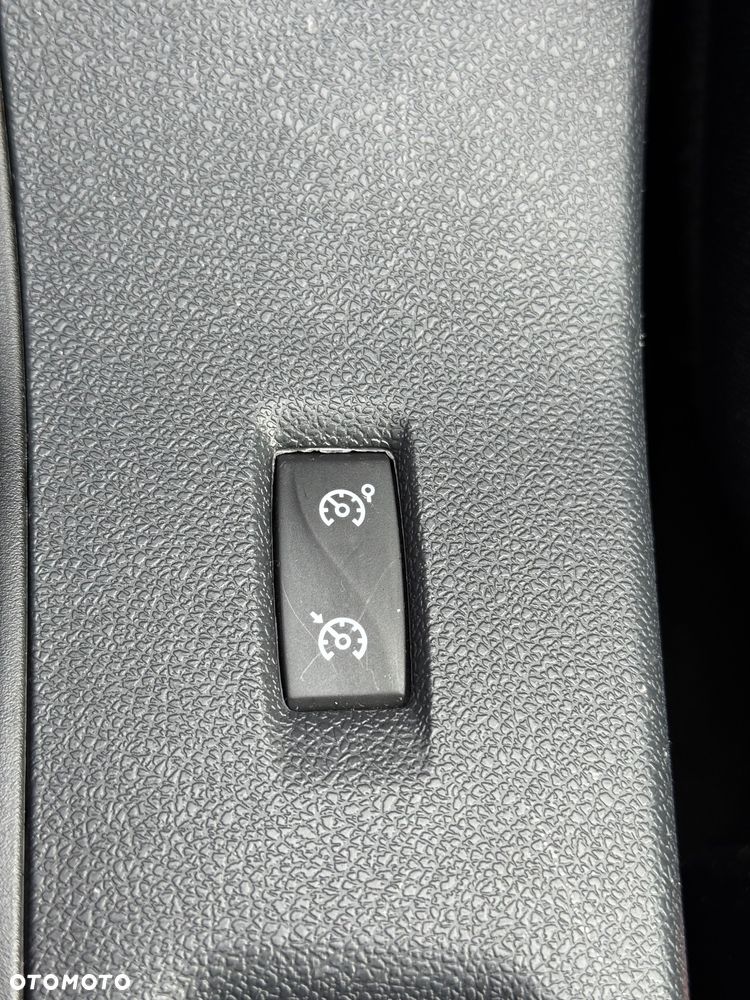 Renault Megane 1.6 16V 110 LIMITED - 19